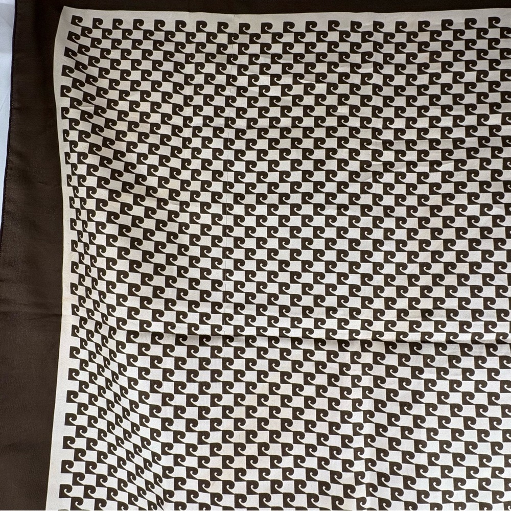 Pierre Cardin Paris Signature Brown & Cream Patterned Scarf Vintage 1980-1989 - Picture 5 of 5